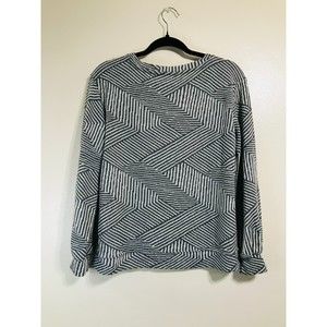 Ellen Tracy Sweater/Sweatshirt, Asymmetrical Stripe Design, Size M